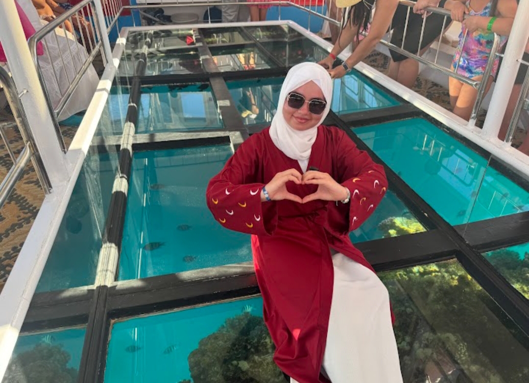 Glass Boat Tour — From Sharm El Sheikh, explore the beauty of the Red Sea without diving!  🌊🤿✨