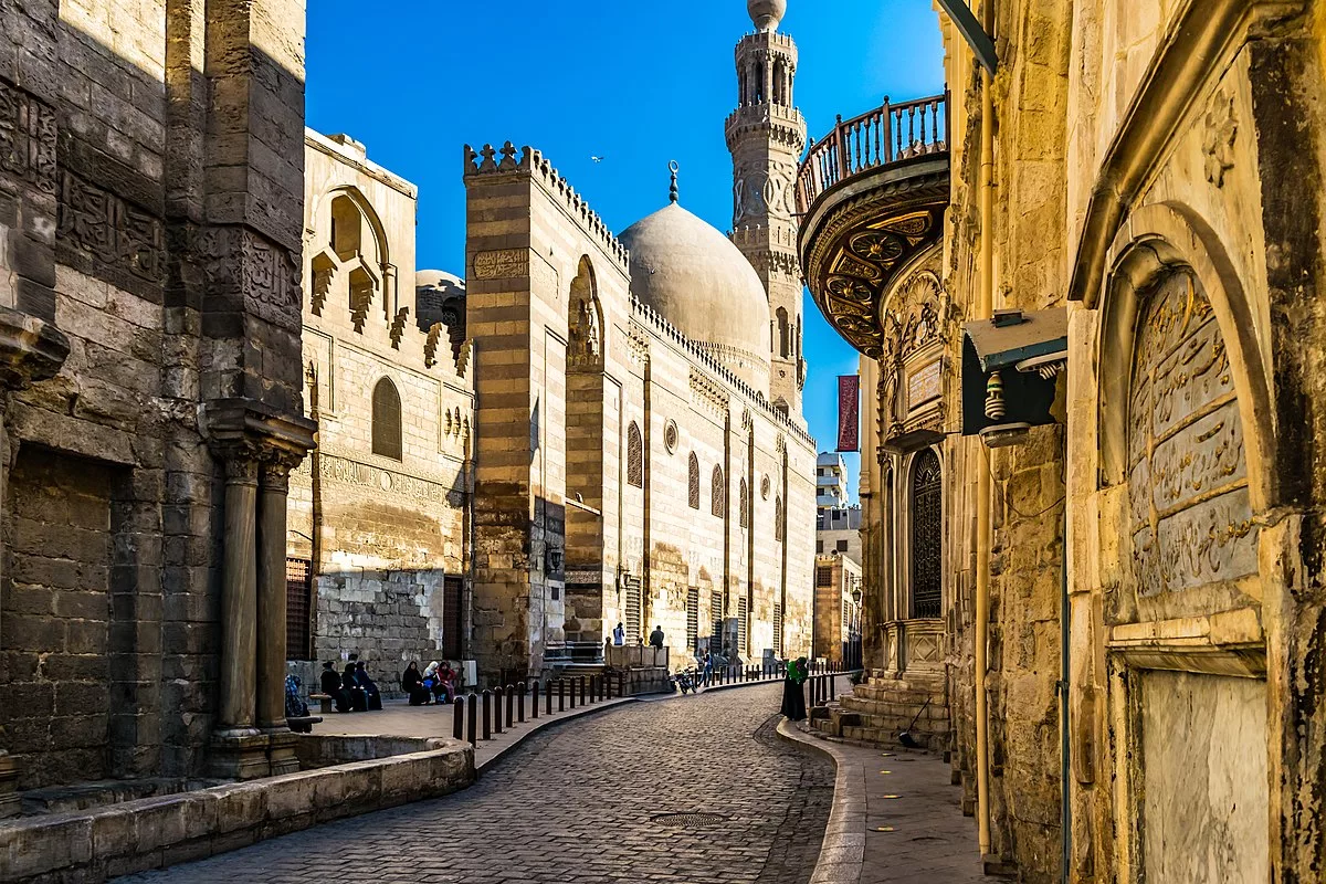1Kahire Uçak Turu  — Hurgada’dan Antik Mısır’ın Harikalarına!✈️ 🇪🇬
