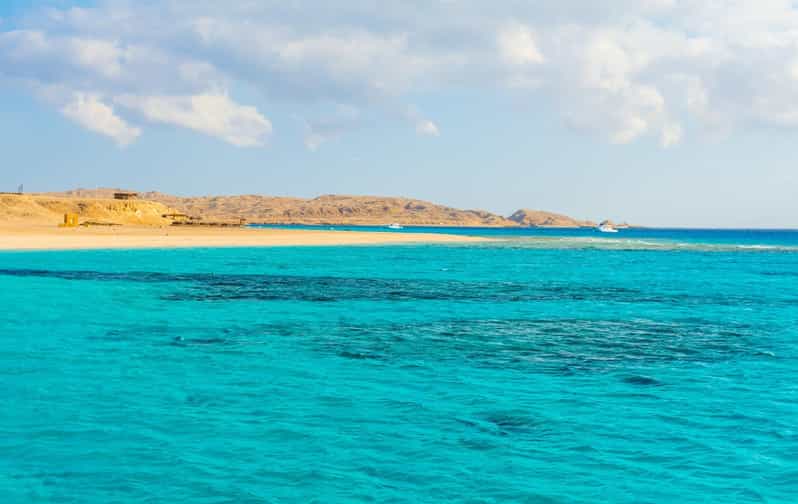 2Paradise Magawish Island from Hurghada 🌴