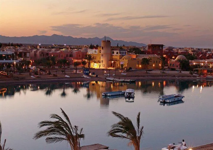 2Akşam El Guna turu arabayla 🚗